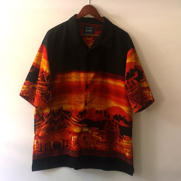 Vintage Men's XL UR Urban Rags Clothing Inc Button Short-sleeve Dragon Graphics - Picture 1 of 7